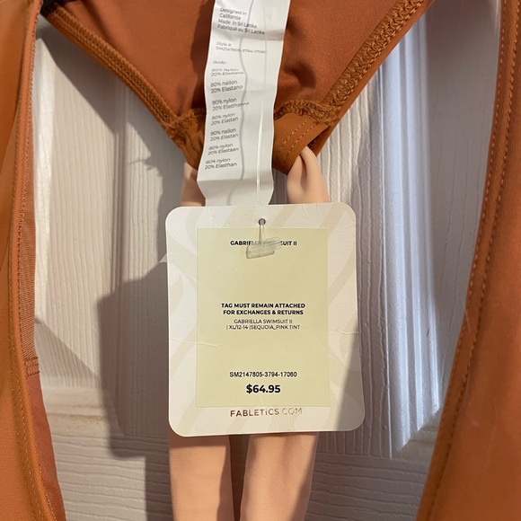 NWT Women's XL Fabletics One-Piece Swimsuit - Picture 9 of 10